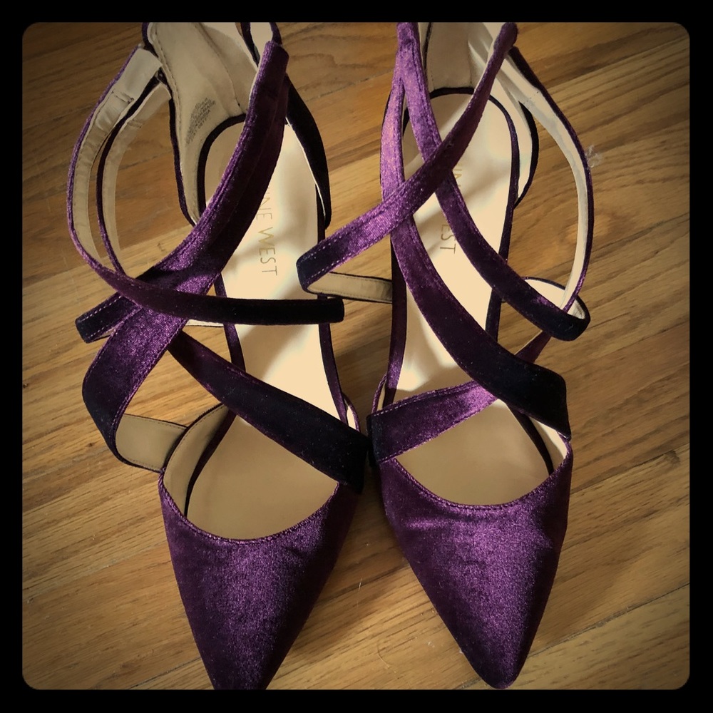 Nine West Pump